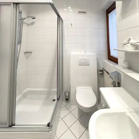 Zu Kuerenberg 4* Bergham