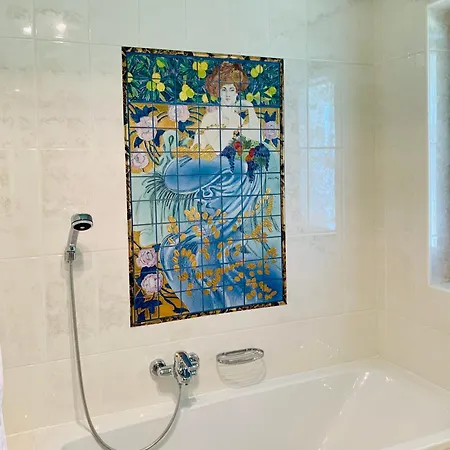 Oda ve Kahvaltı Zu Kuerenberg