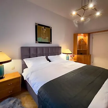 Zu Kuerenberg Bed & Breakfast Bergham