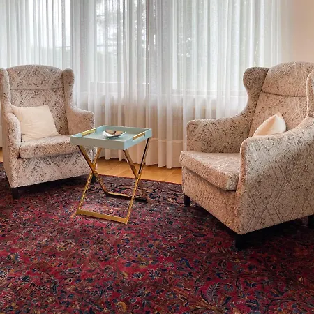 ベッド・アンド・ブレックファスト Zu Kuerenberg 4*